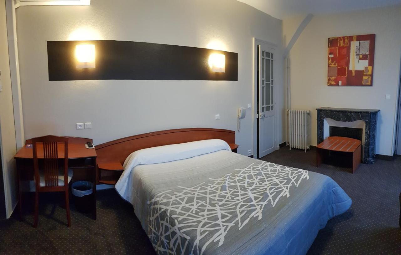 Hotel De La Paix 올롱생테마리 외부 사진
